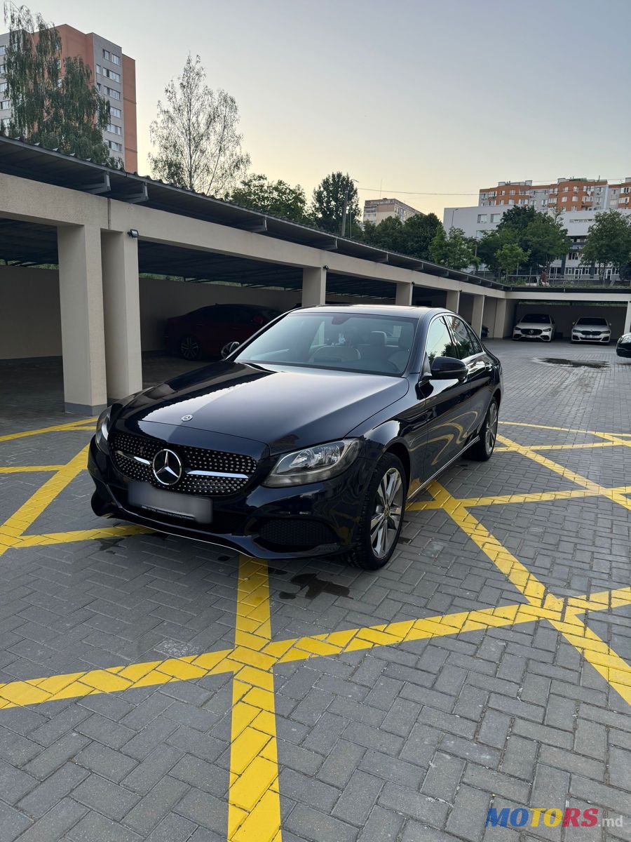 2018' Mercedes-Benz C-Class photo #1