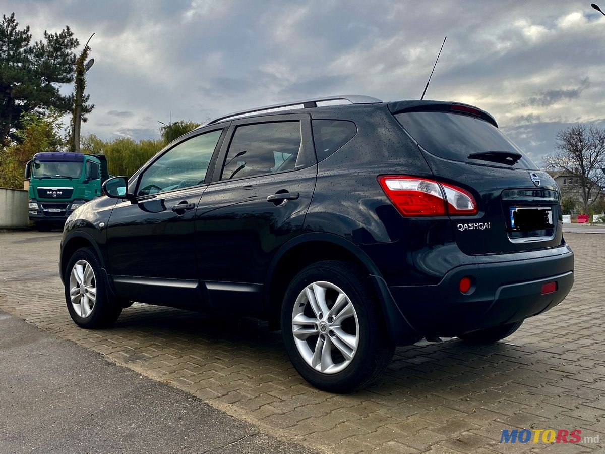 2012' Nissan Qashqai photo #2