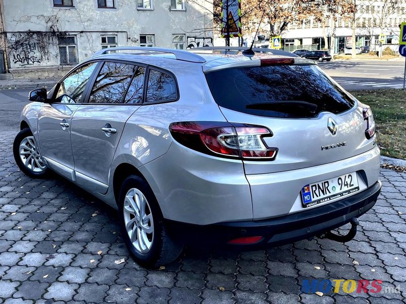 2014' Renault Megane photo #1