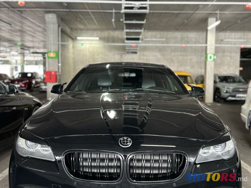 2013' BMW 5 Series photo #1