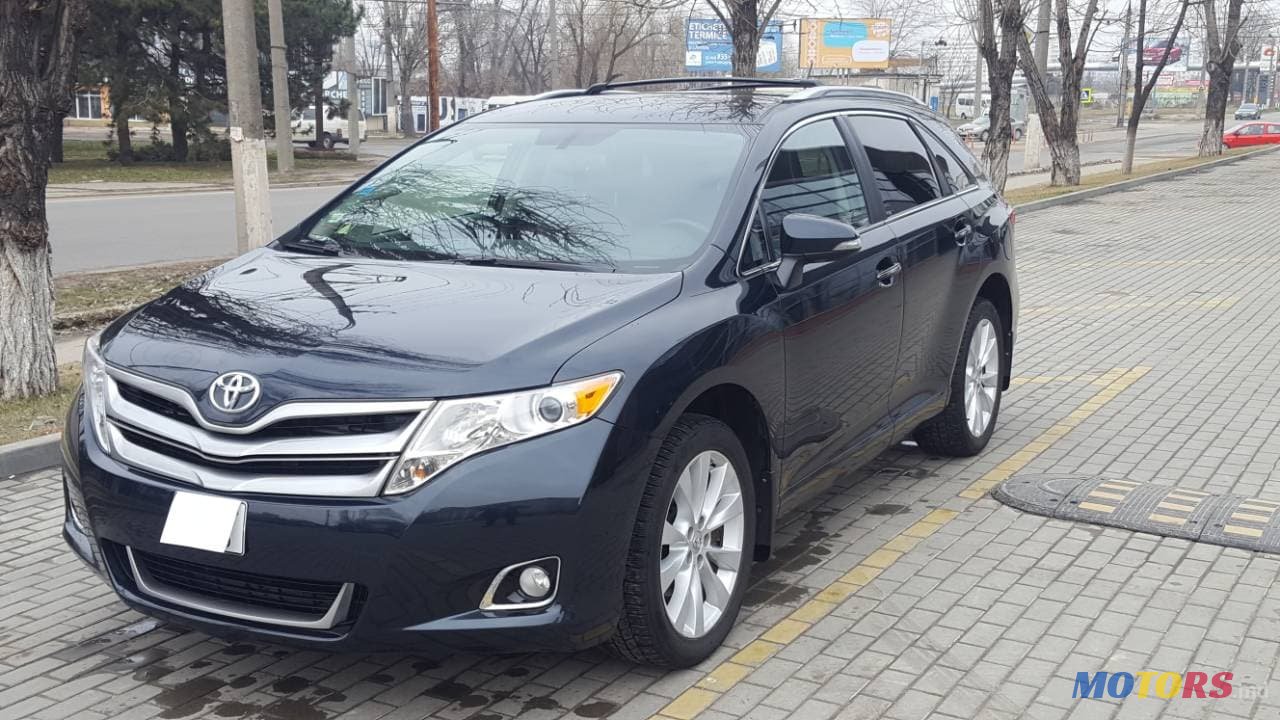 2013' Toyota Venza photo #1