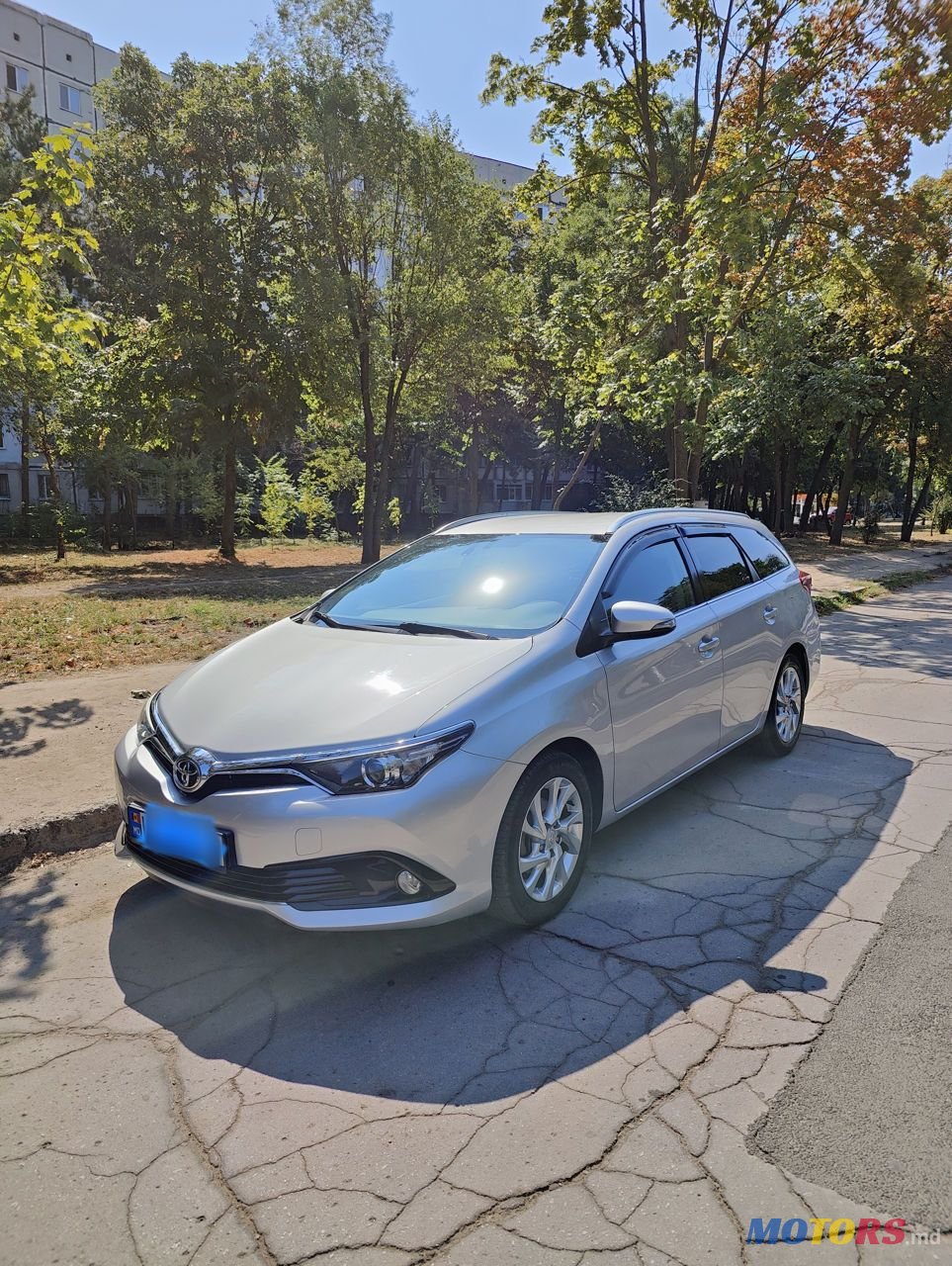 2015' Toyota Auris photo #4