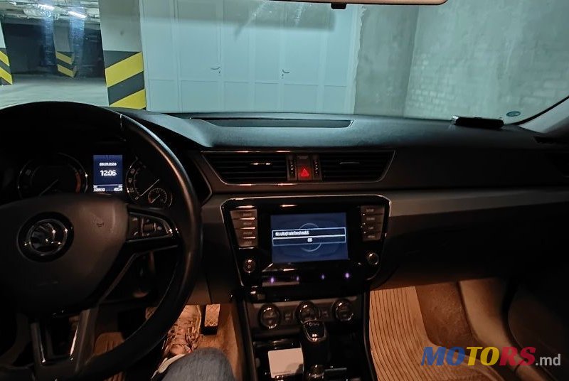 2016' Skoda Superb photo #6