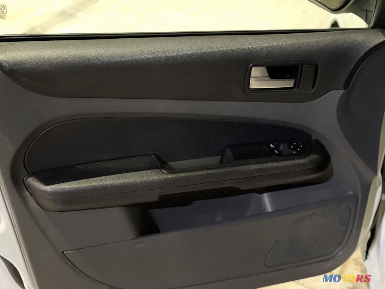 2005' Ford Focus photo #6