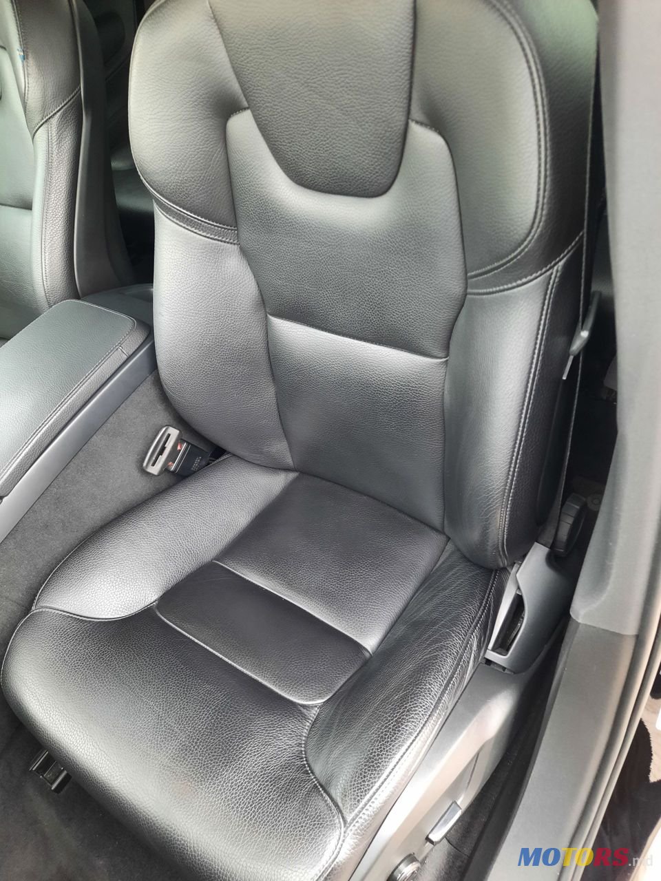 2016' Volvo XC90 photo #6