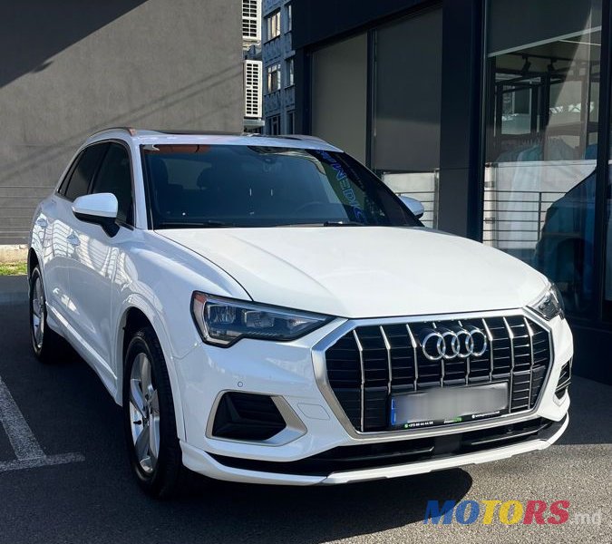 2019' Audi Q3 photo #1