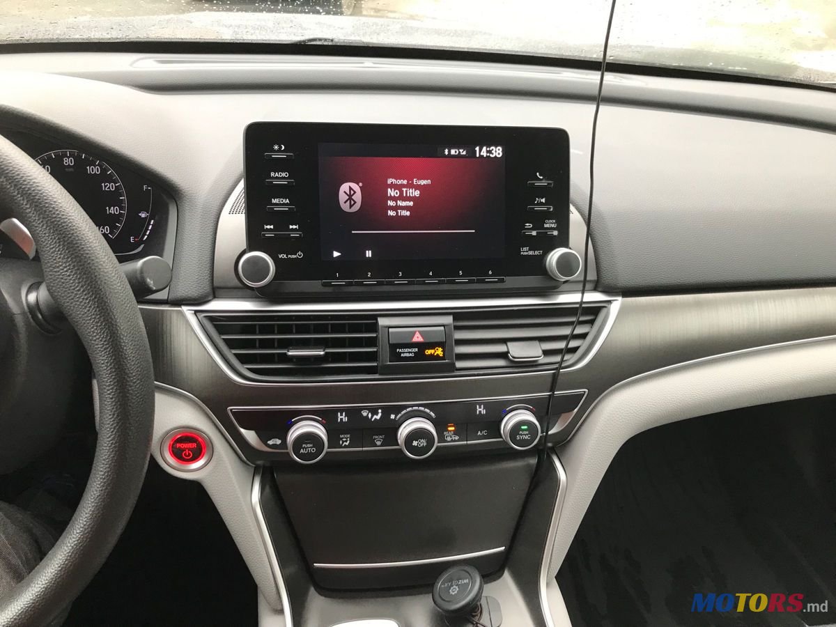 2018' Honda Accord photo #5