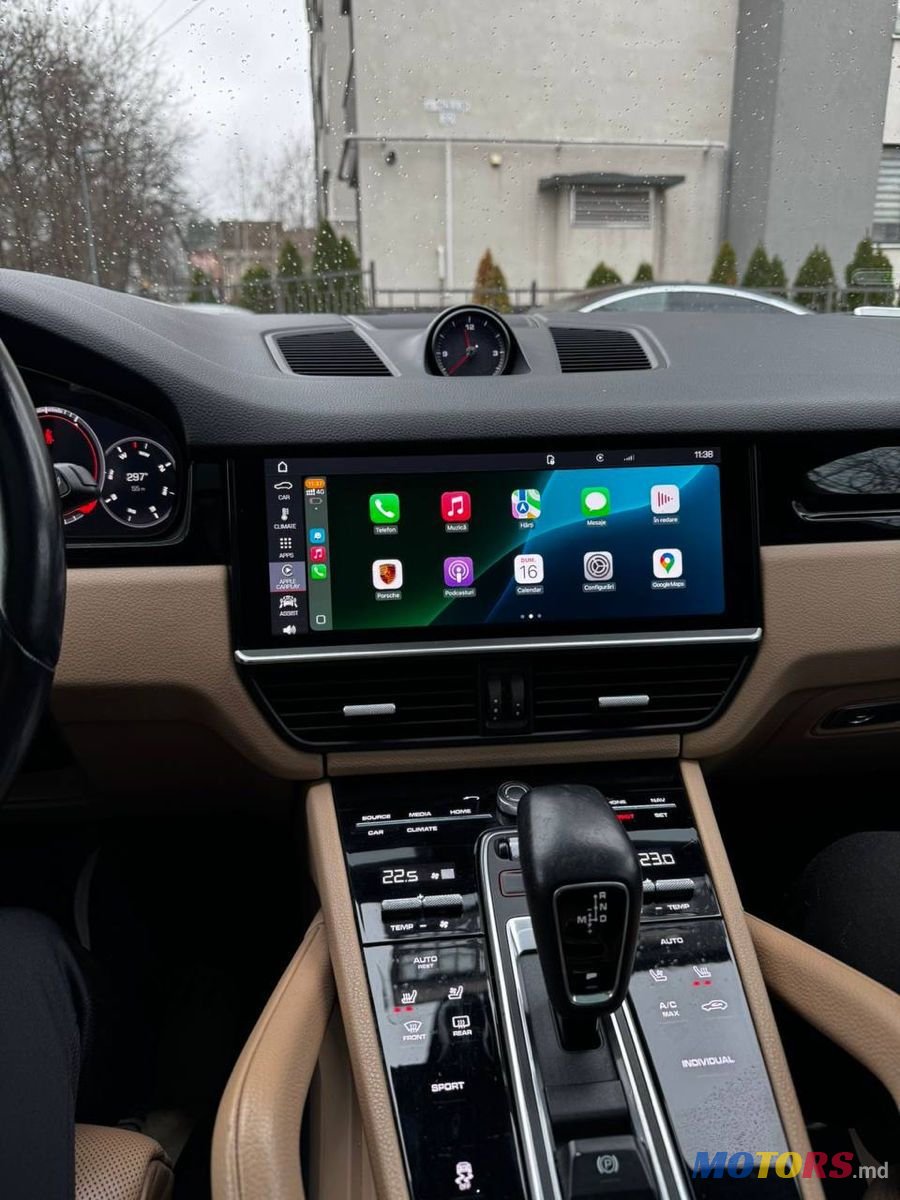 2018' Porsche Cayenne photo #5