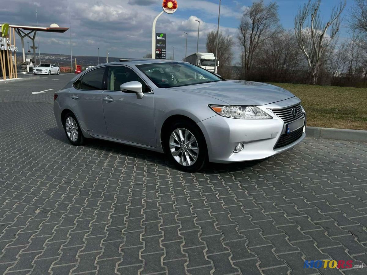 2012' Lexus Es Series photo #1