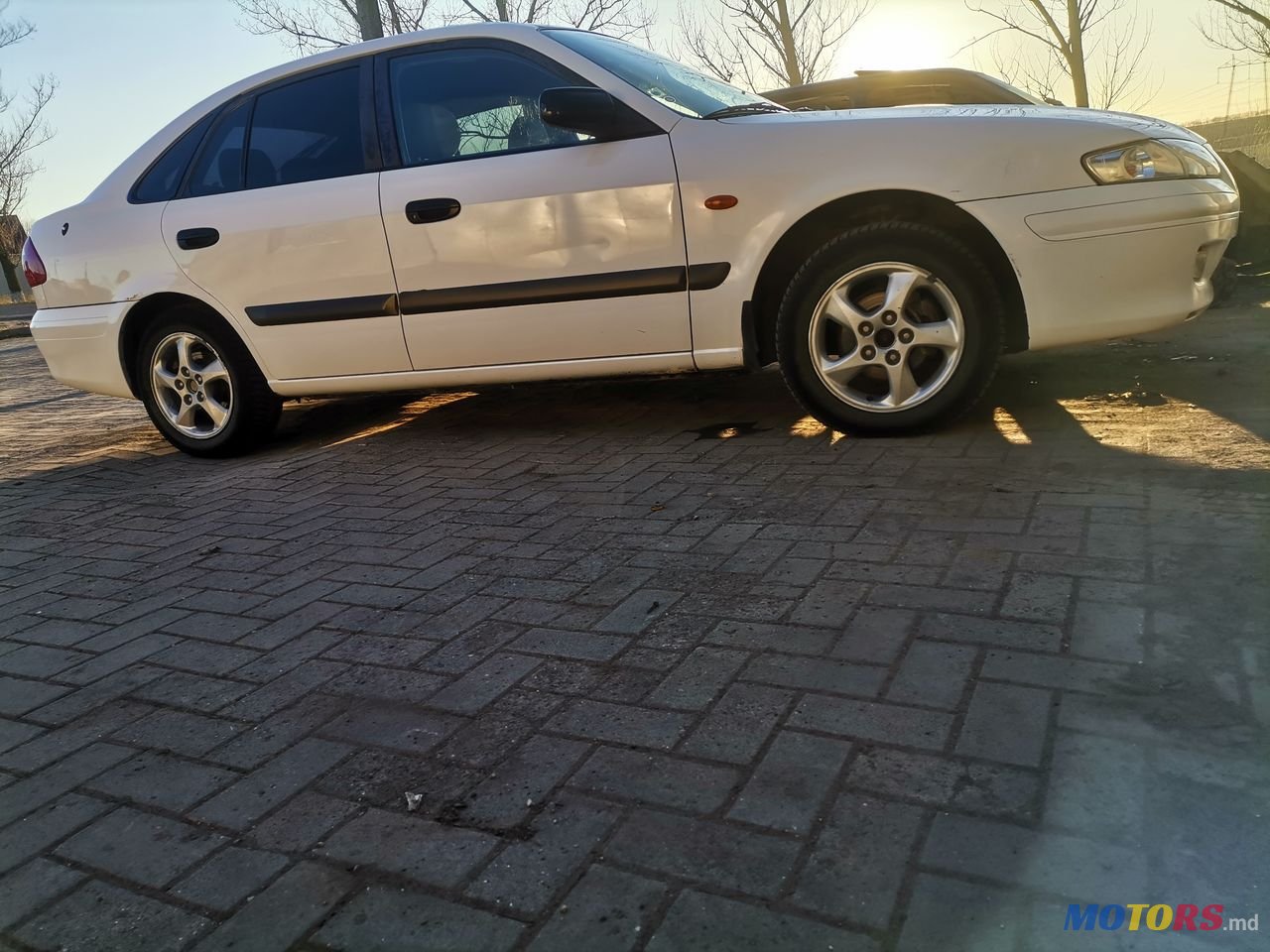 2002' Mazda 626 photo #2