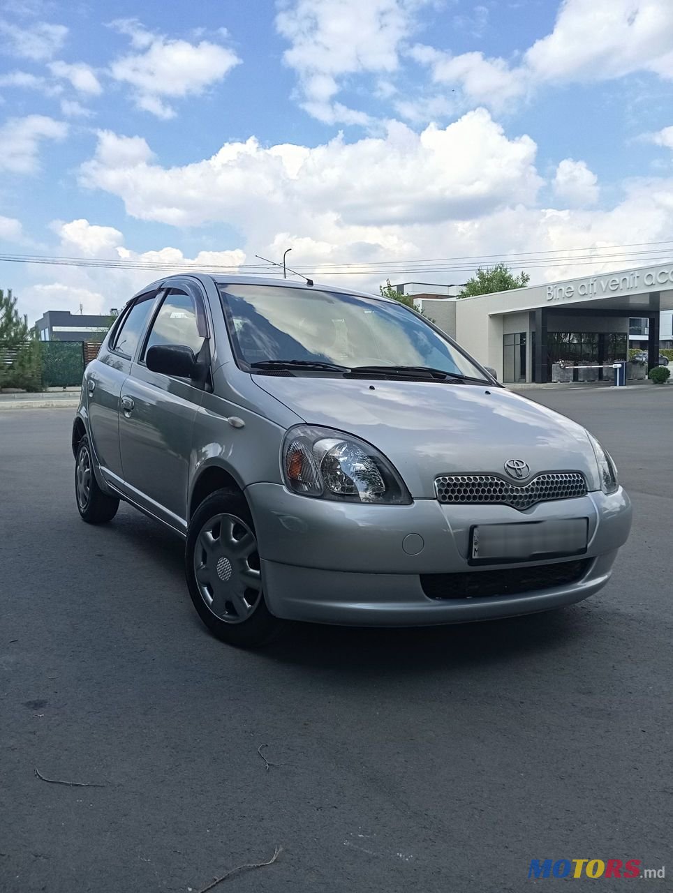 2000' Toyota Yaris photo #5