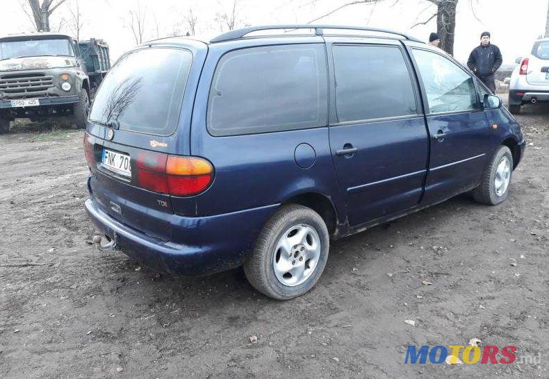 1999' Volkswagen Sharan photo #2