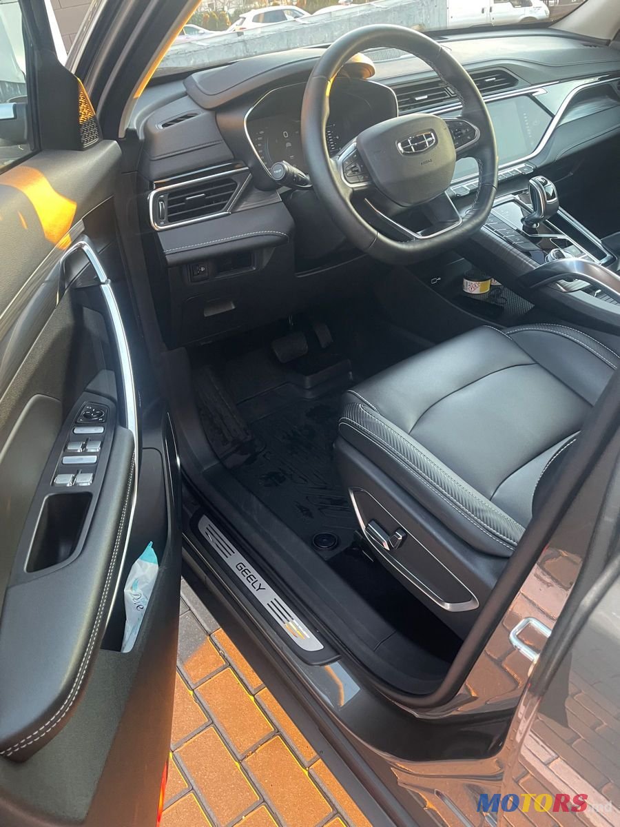 2022' Geely Atlas Pro photo #6