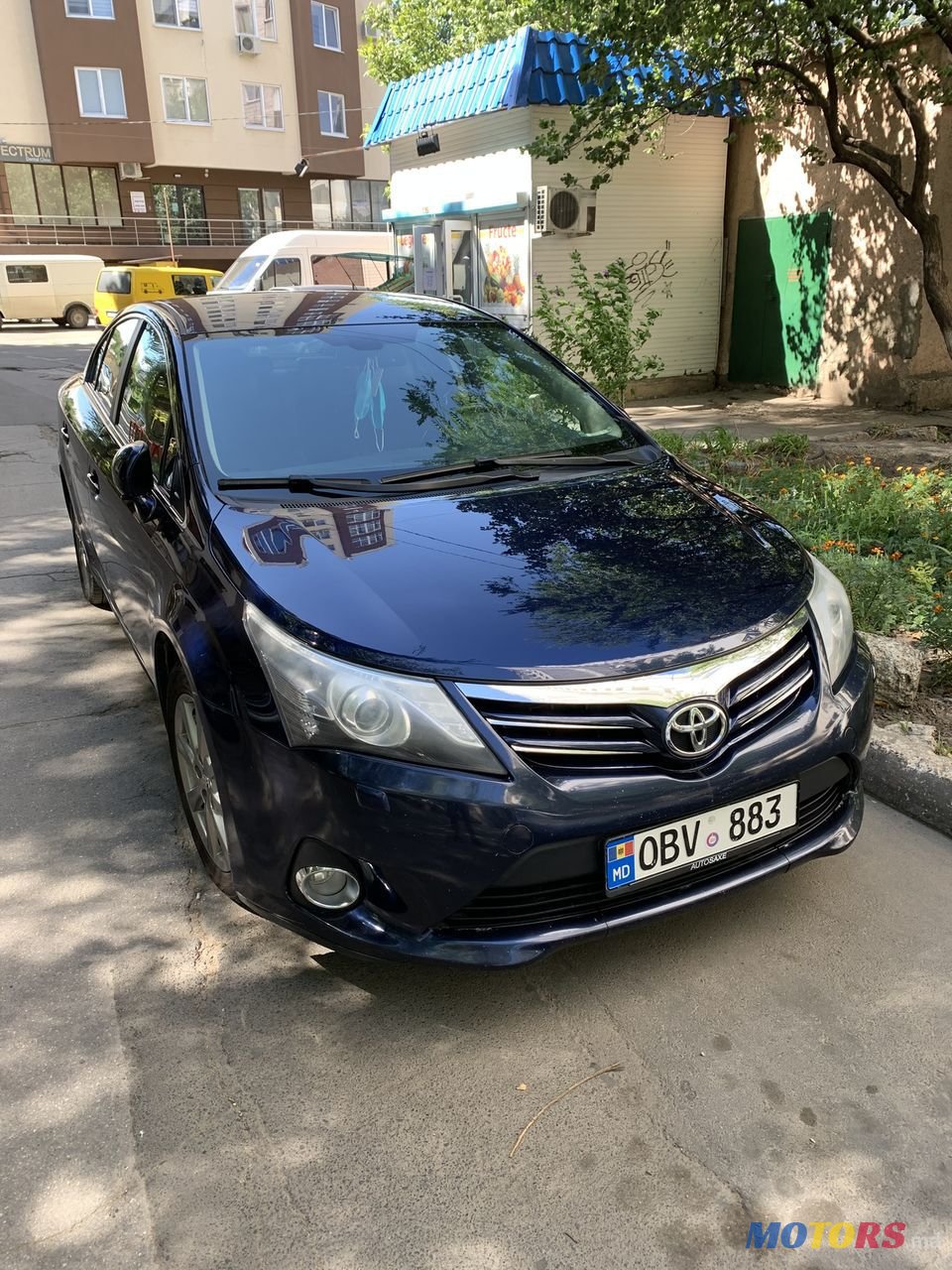 2012' Toyota Avensis photo #1