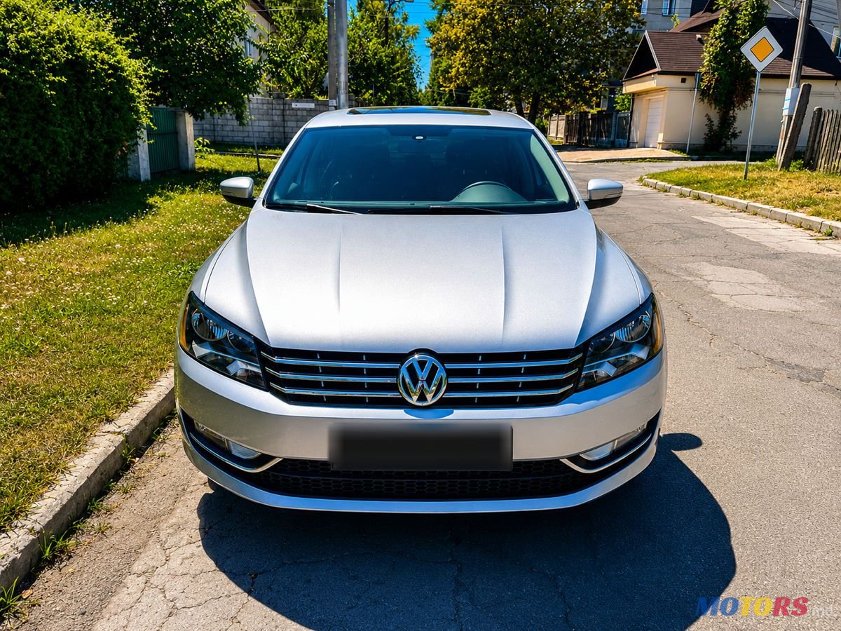 2014' Volkswagen Passat photo #2