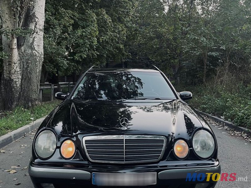 2000' Mercedes-Benz E-Class photo #1