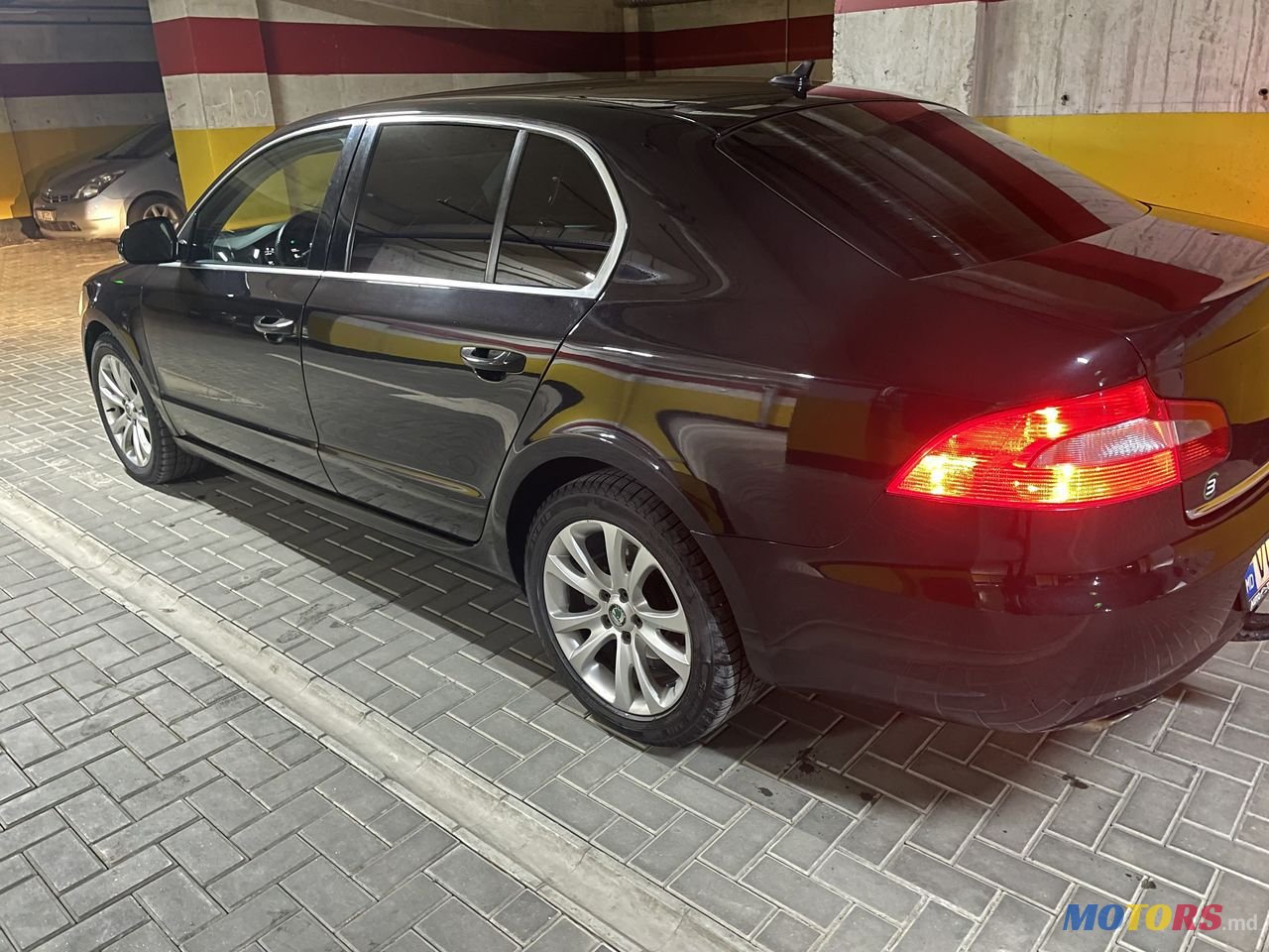 2012' Skoda Superb photo #4