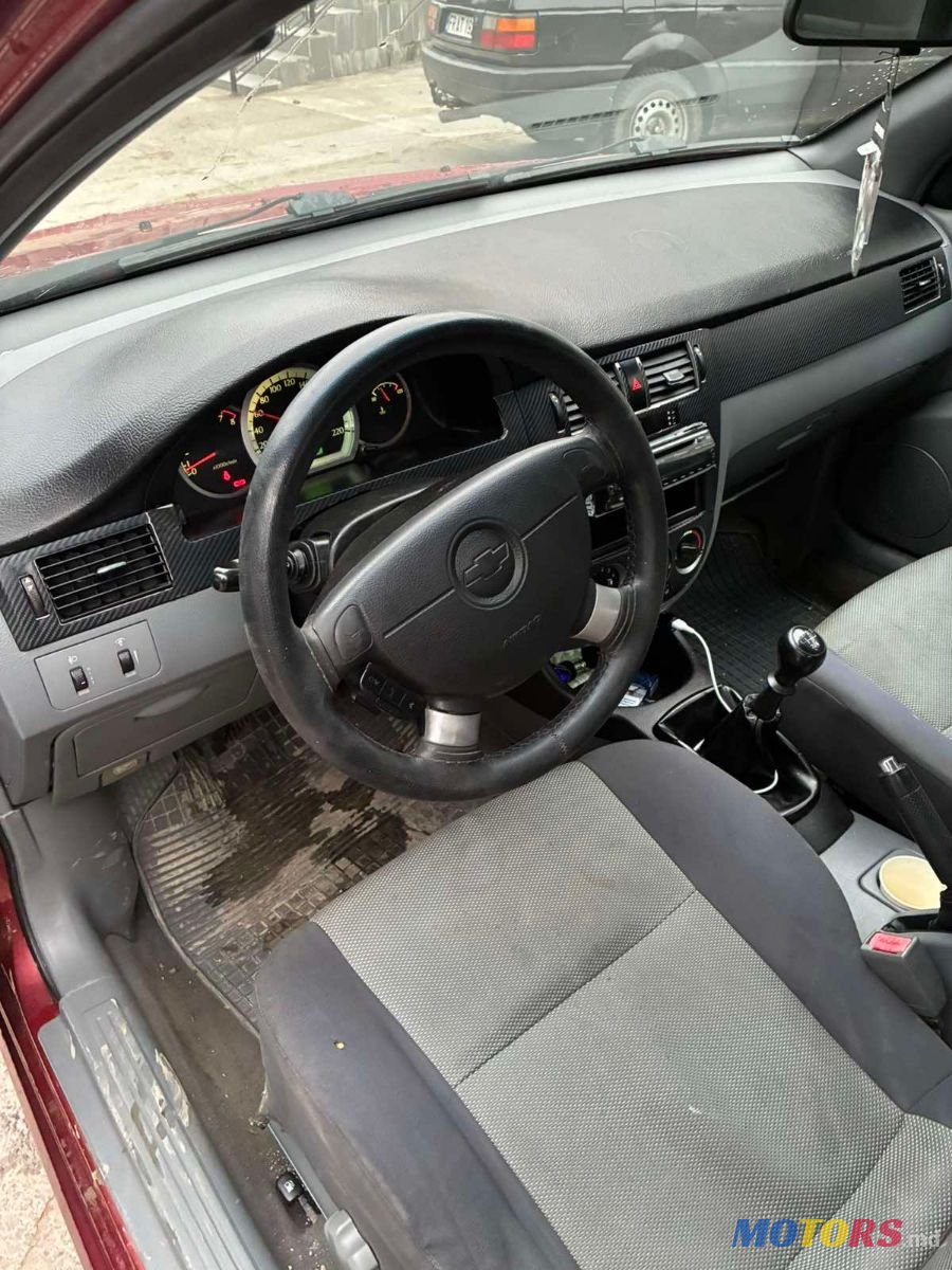 2008' Chevrolet Lacetti photo #5