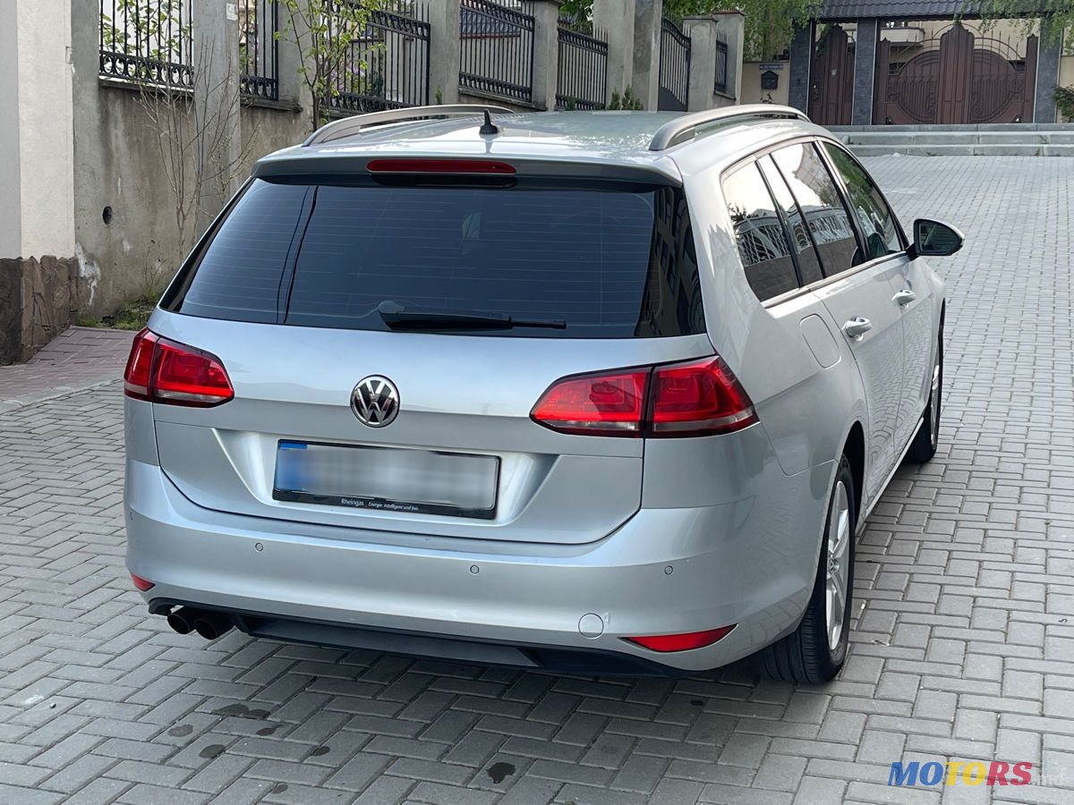 2014' Volkswagen Golf photo #2