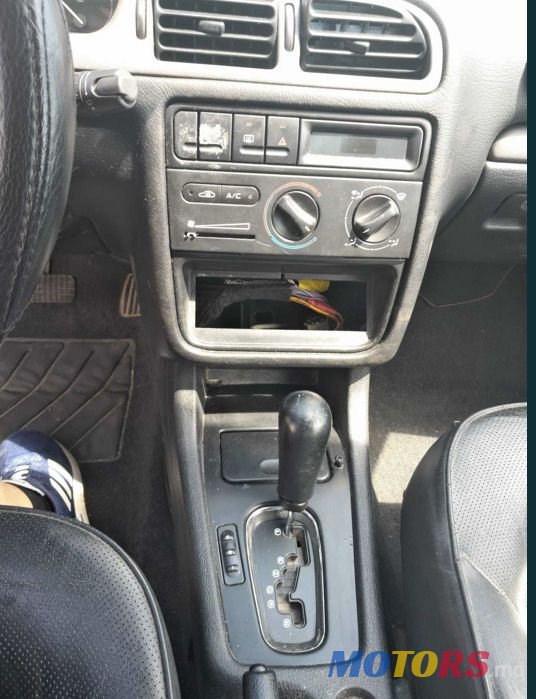 2004' Peugeot 406 photo #5