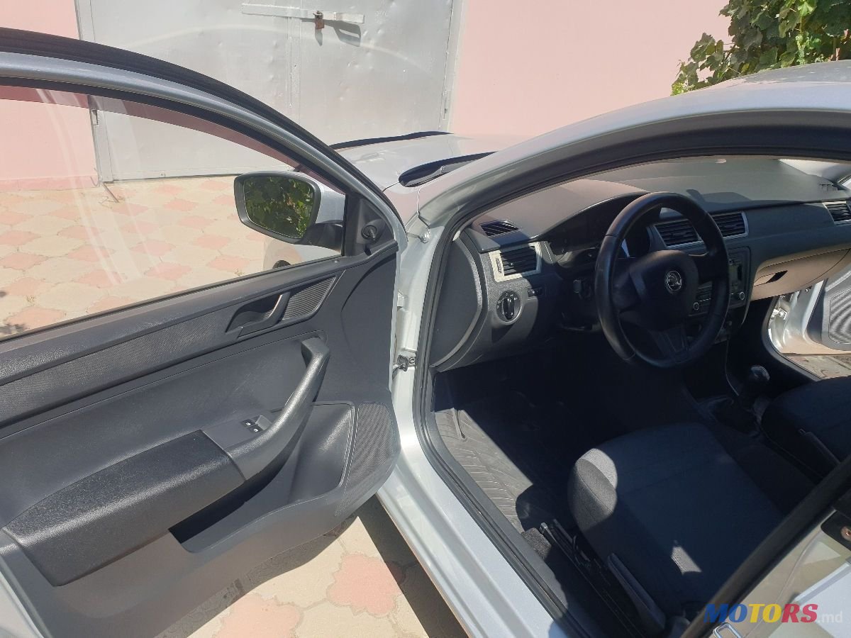 2013' Skoda Rapid photo #3