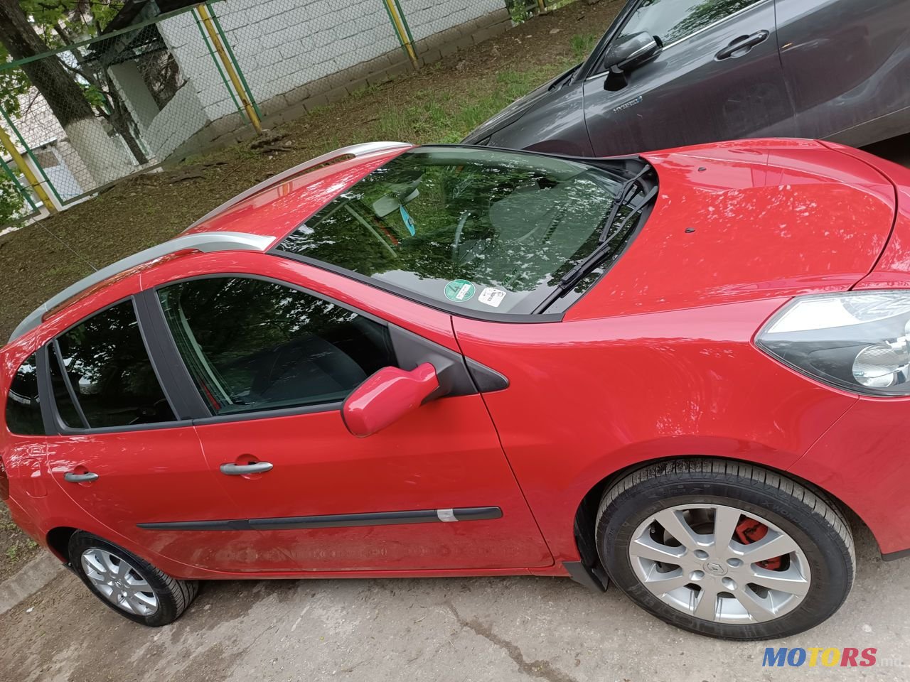 2008' Renault Clio photo #4