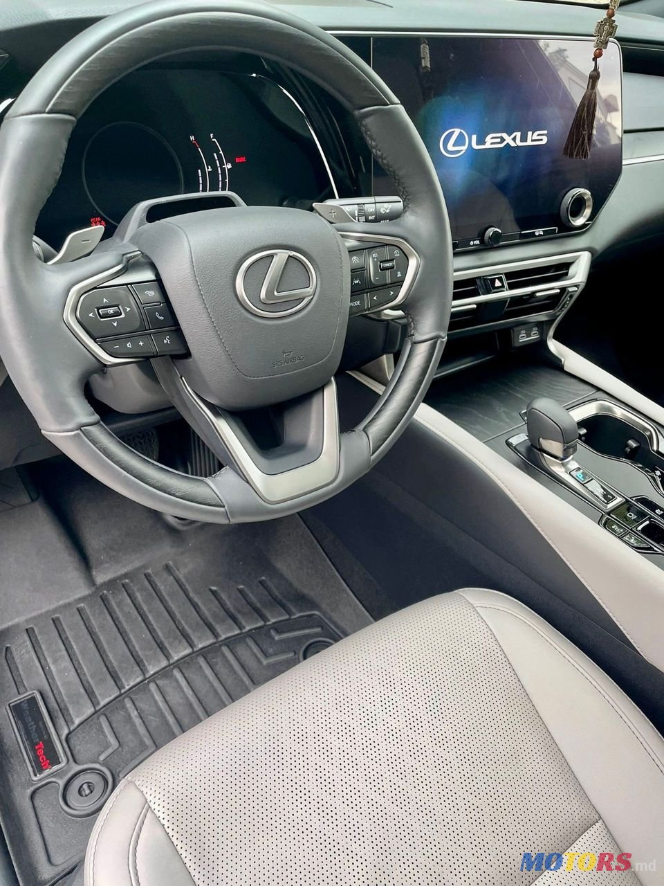 2023' Lexus Rx Series photo #4