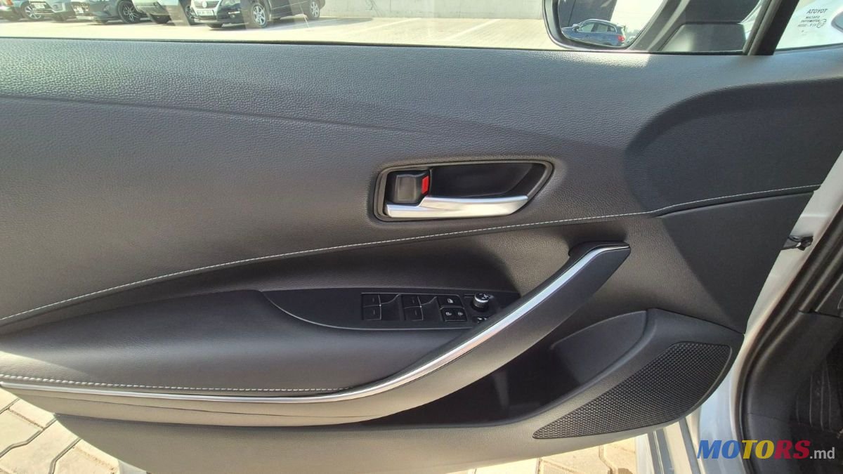 2019' Toyota Corolla photo #6