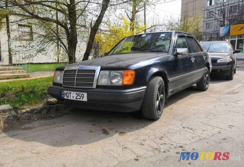 1989' Mercedes-Benz 124 photo #1