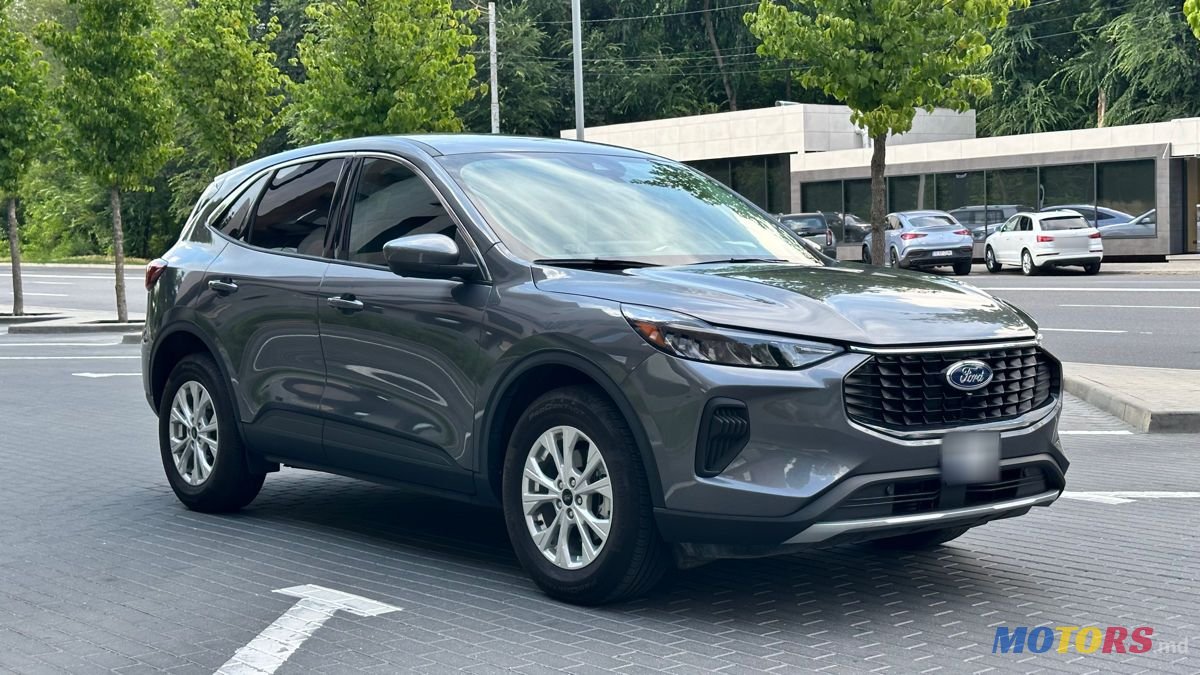 2023' Ford Escape photo #3