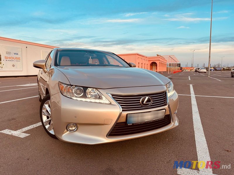 2014' Lexus Es Series photo #1