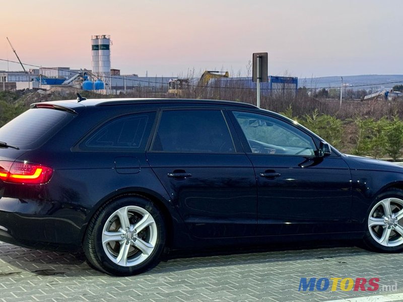 2012' Audi A4 photo #4
