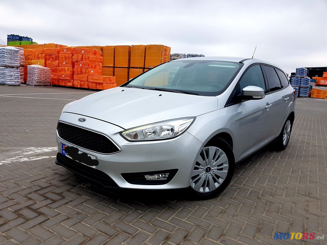 2017' Ford Focus photo #2