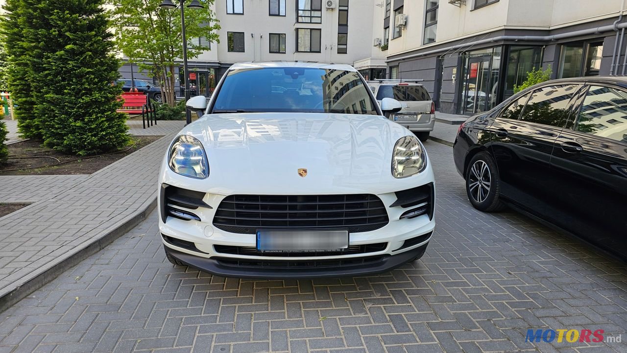 2021' Porsche Macan photo #2