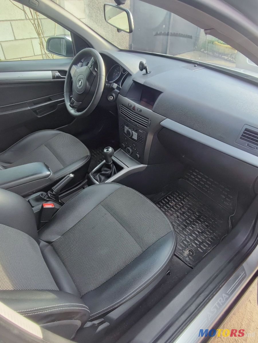 2007' Opel Astra photo #6
