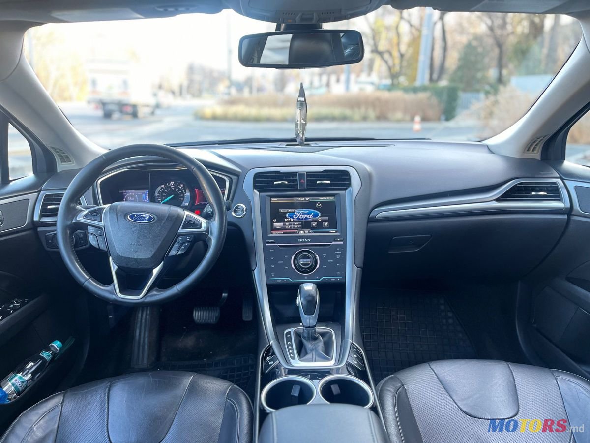 2014' Ford Fusion photo #5