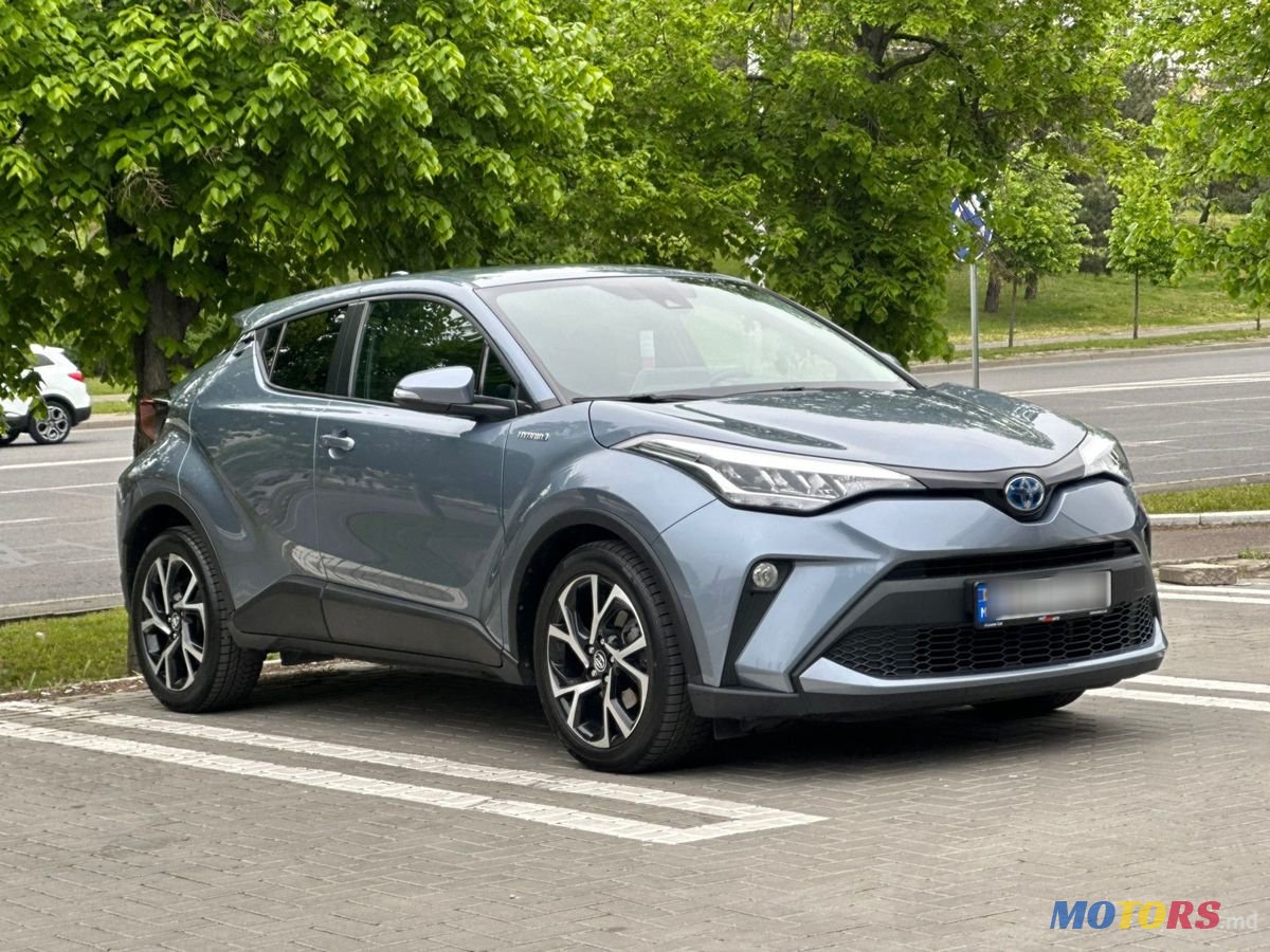 2020' Toyota C-HR photo #3
