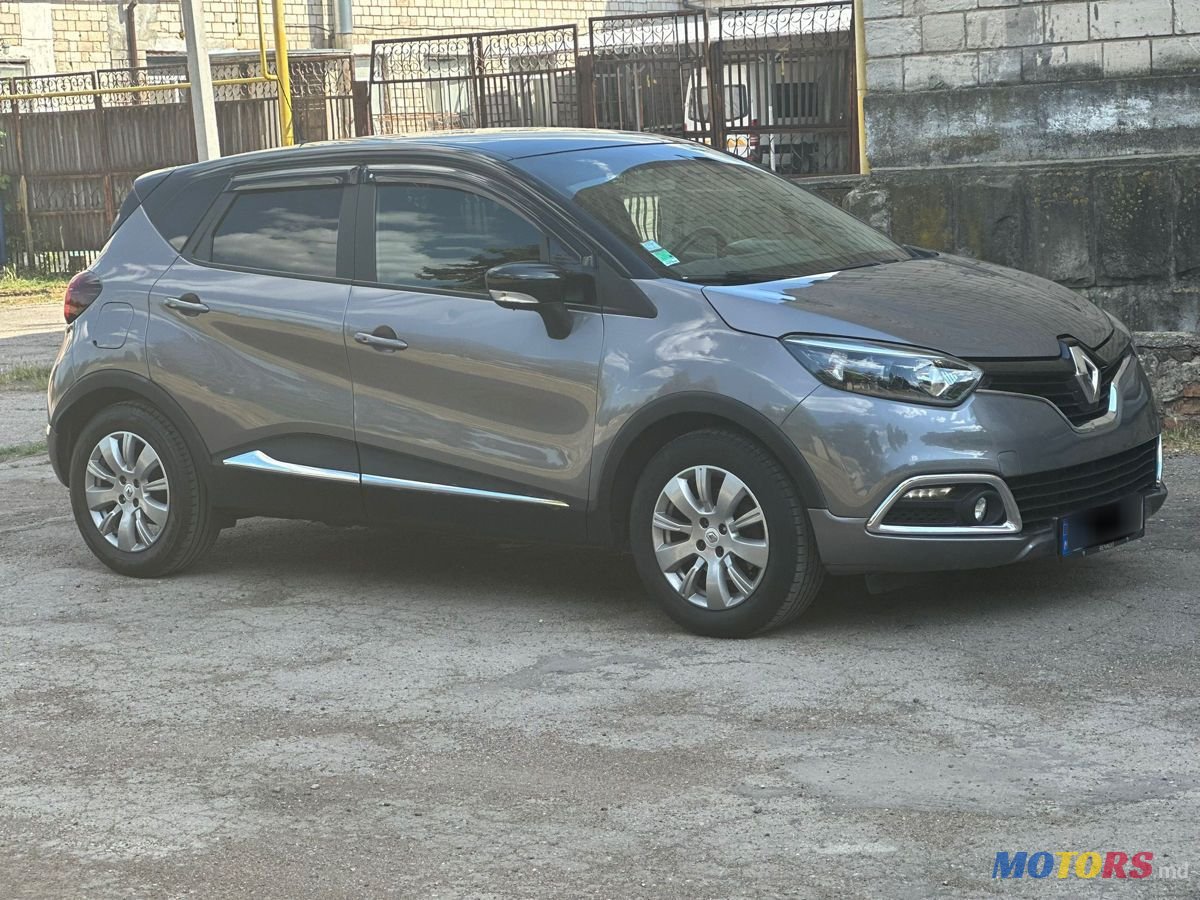 2014' Renault Captur photo #6