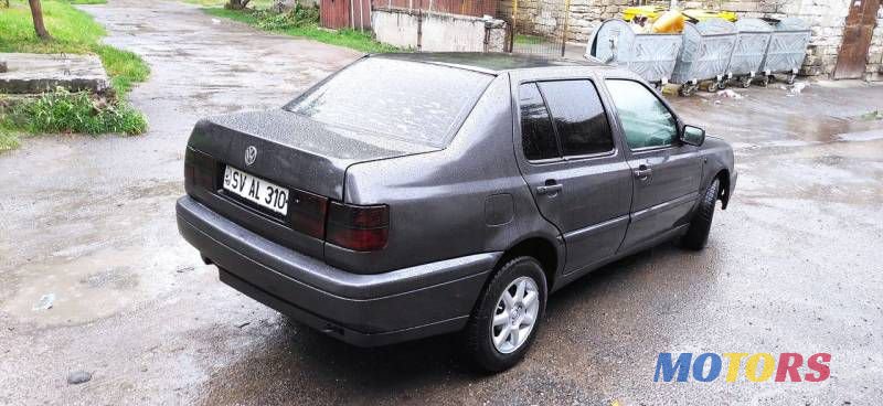1997' Volkswagen Vento photo #5