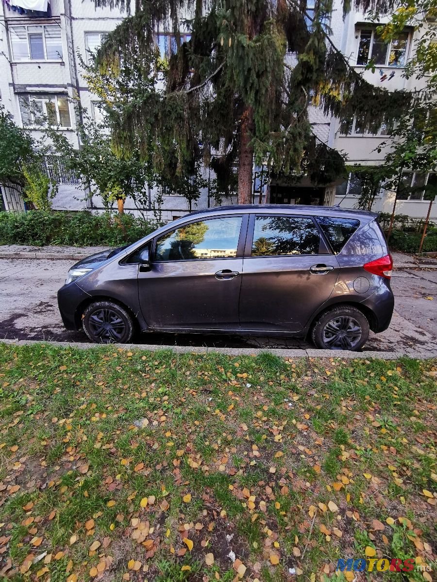 2014' Subaru Trezia photo #3