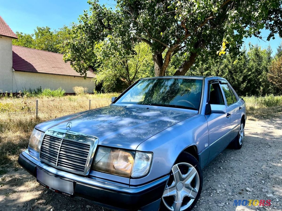 1993' Mercedes-Benz E-Class photo #1