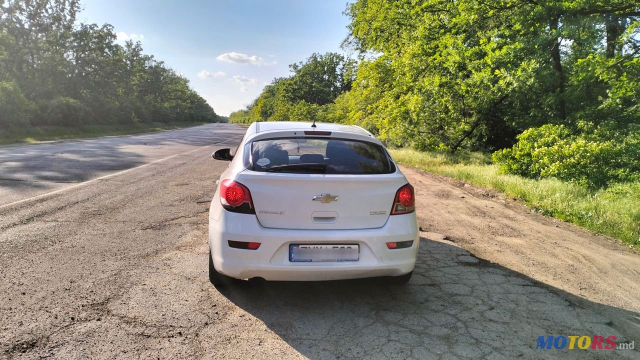 2013' Chevrolet Cruze photo #5