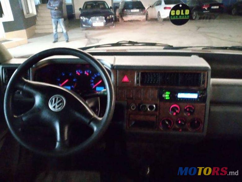 1999' Volkswagen Transporter photo #1