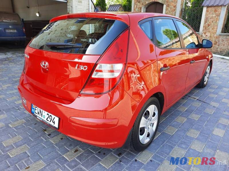 2010' Hyundai i30 photo #4