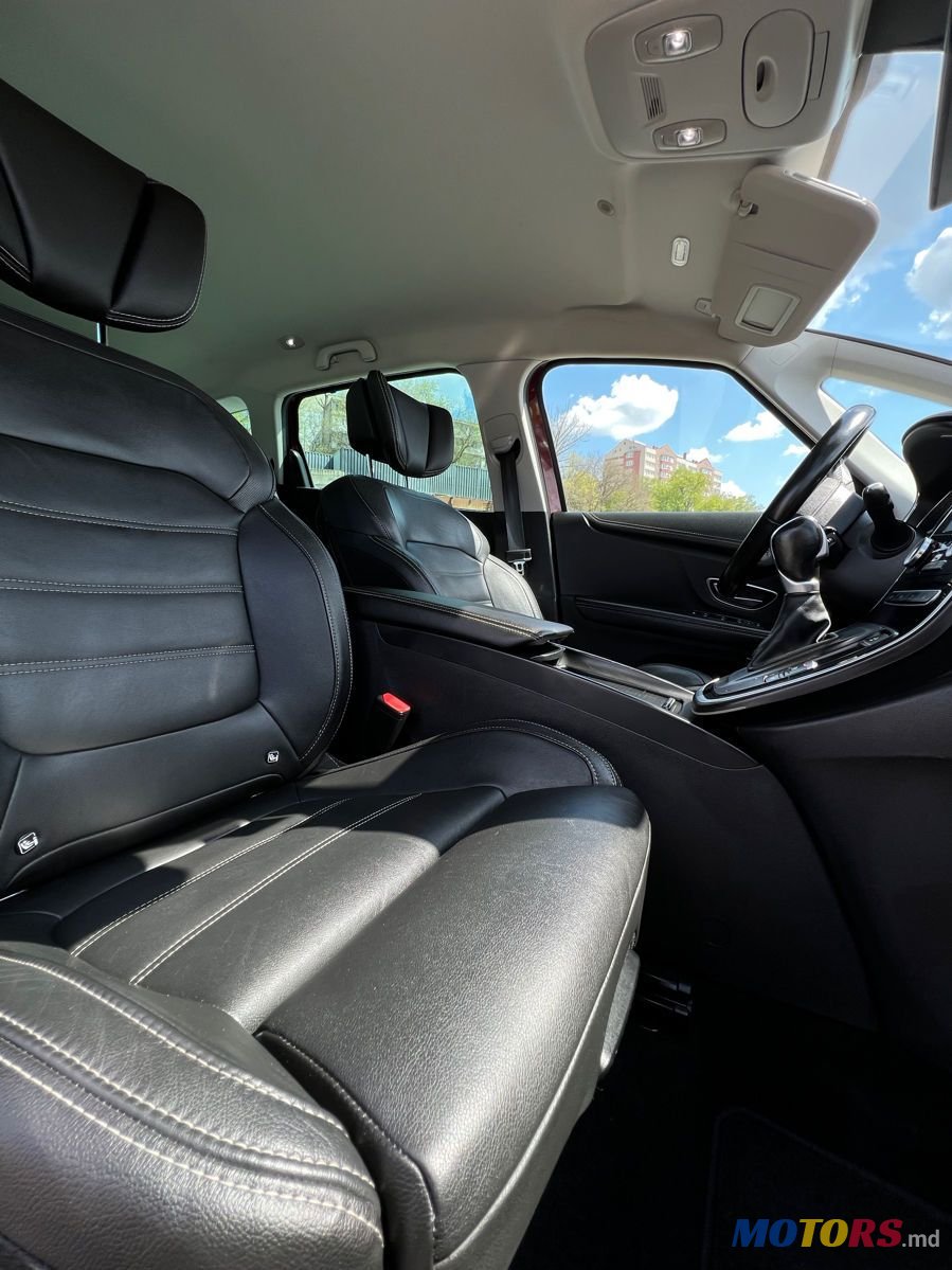 2017' Renault Grand Scenic photo #6