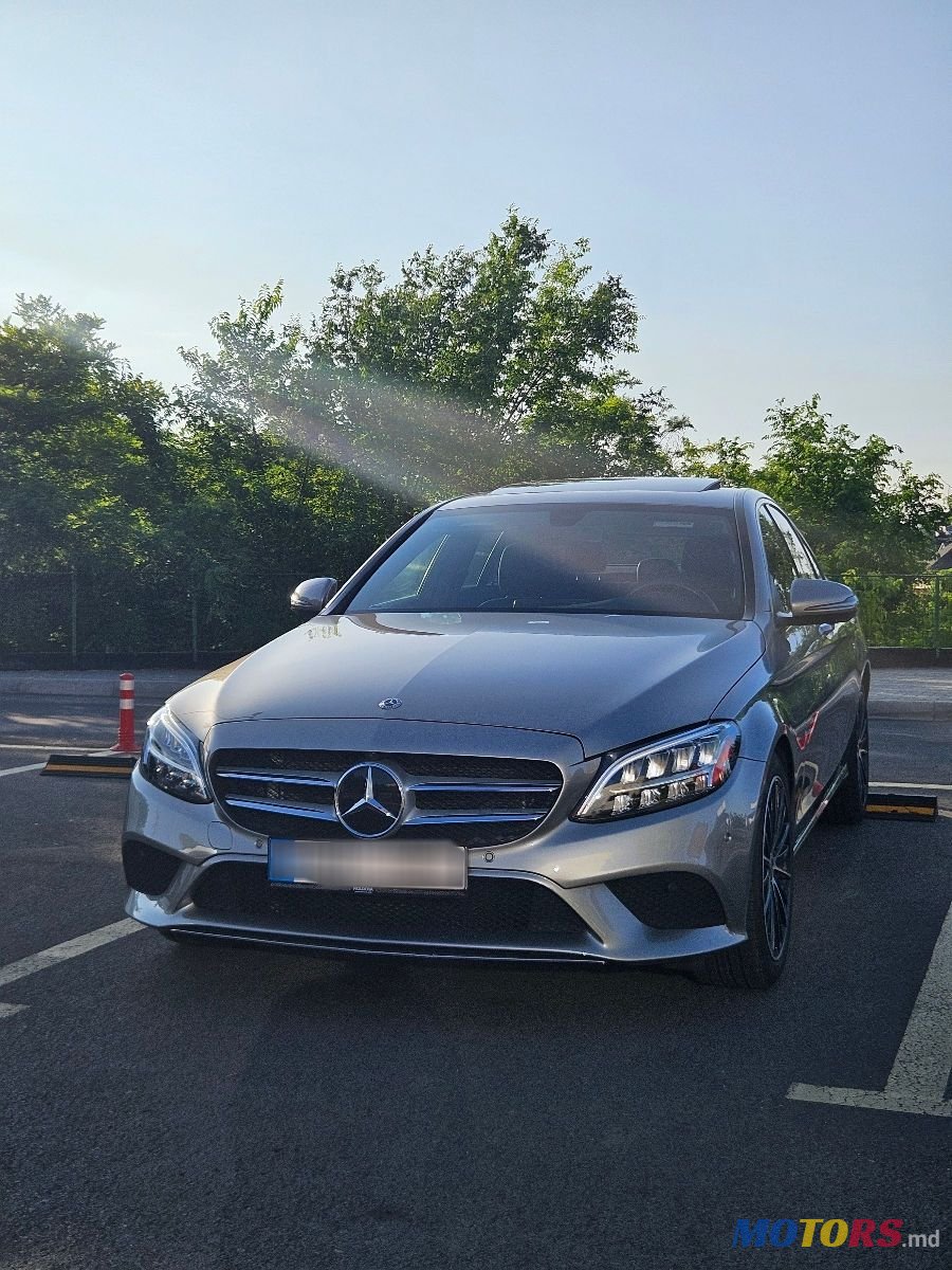 2019' Mercedes-Benz C-Class photo #1