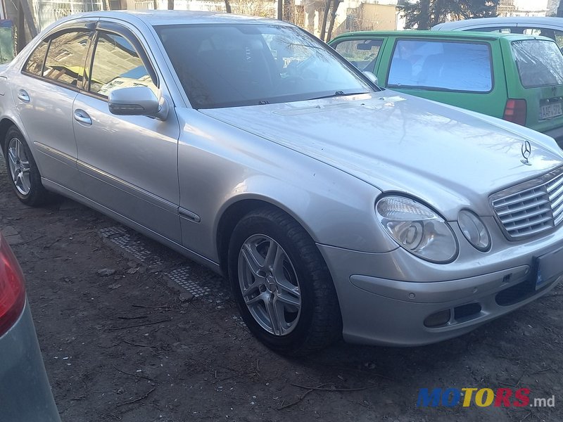 2006' Mercedes-Benz C-Class photo #5