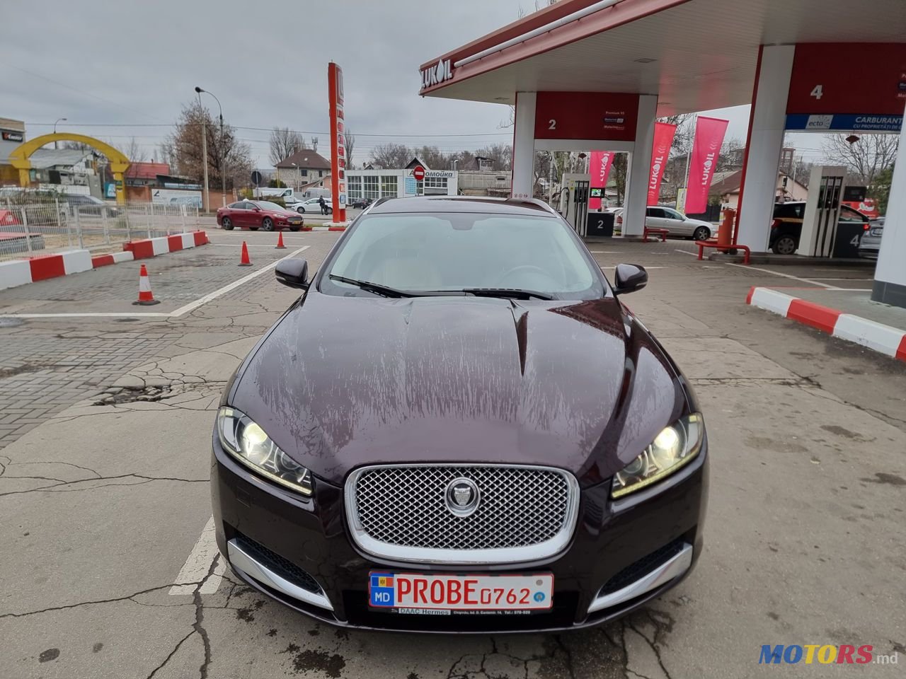 2013' Jaguar XF photo #2