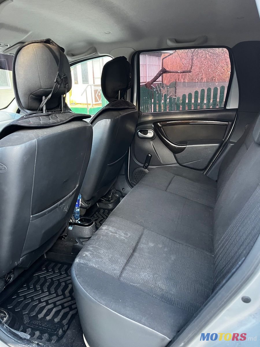 2011' Dacia Duster photo #6