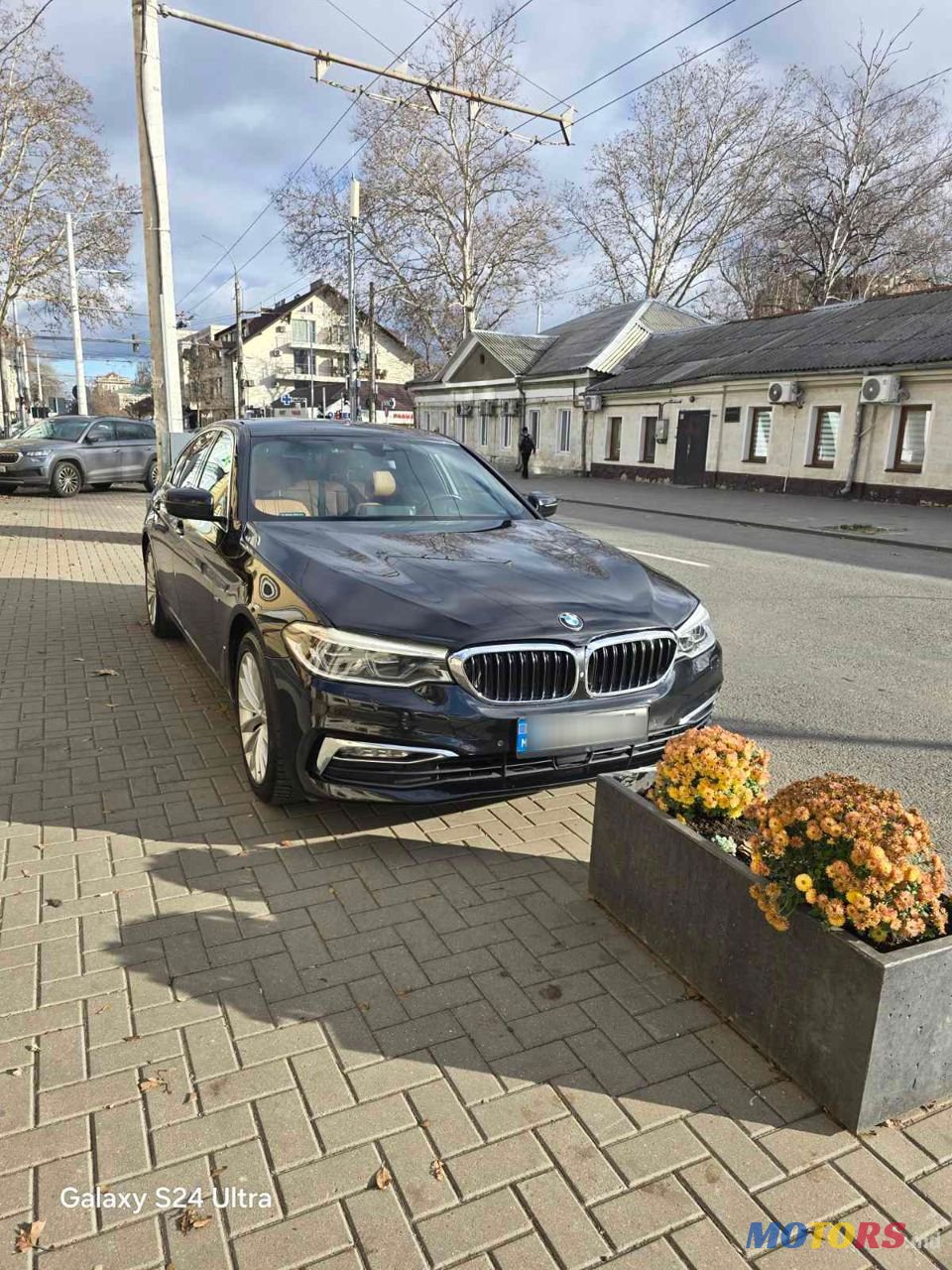 2017' BMW 5 Series photo #5